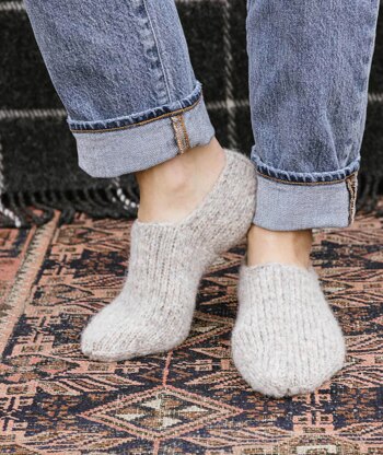 Churchmouse Studio Cozy Slipper Socks in Rowan Brushed Fleece/Kelbourne Lucky Tweed PDF