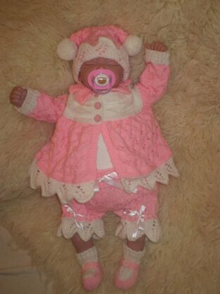 Reborn / 0-3 Months Baby Matinee / Pram Set #4