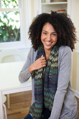 Floating Triangles Scarf