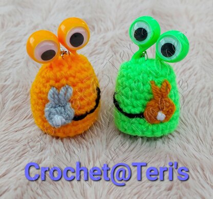 Easter Fun Googly Eyed Alien Keychains