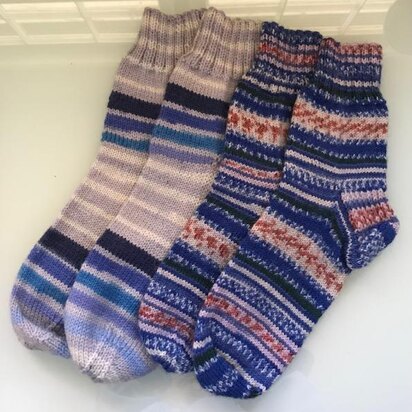 Minimal Sockitecture - knitting pattern