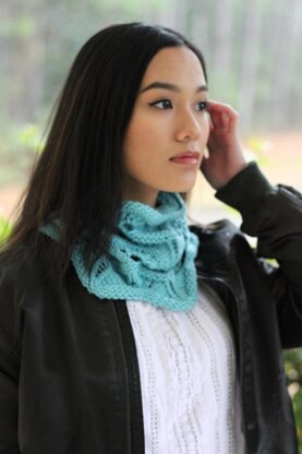 Calyssa Cowl