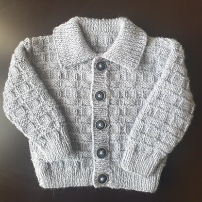 Baby cardigan with collar
