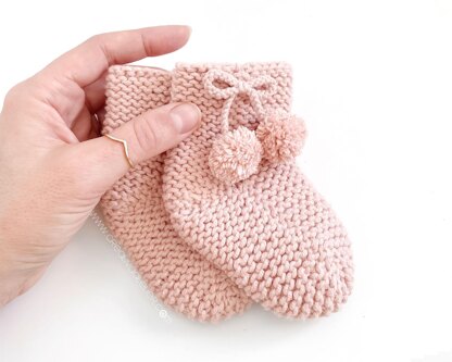 CUTIE Easy Knitted Baby Socks