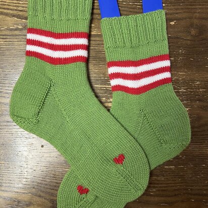 Grinch Inspired Socks - knitting pattern