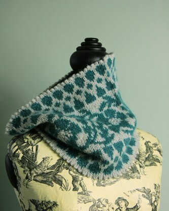 De Morgan Cowl