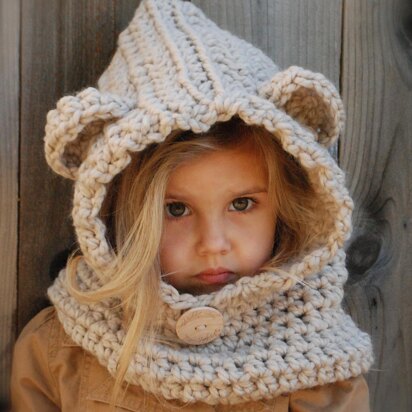 Baylie Bear Cowl