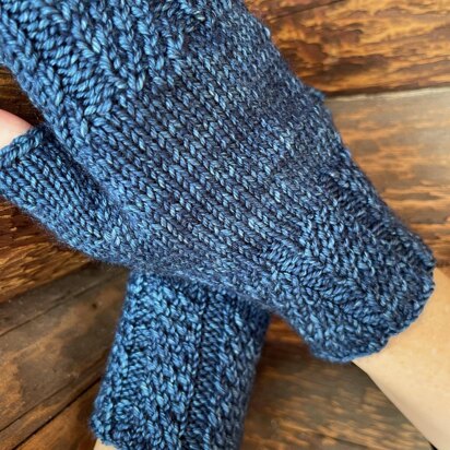 Meira Fingerless Mitts