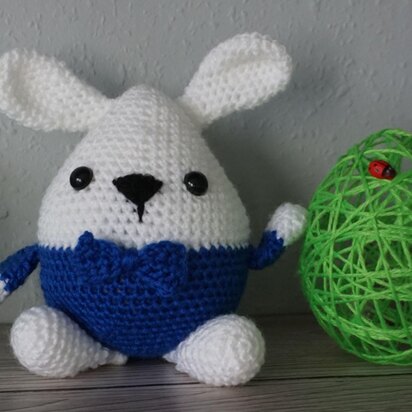 Amigurumi Häkelanleitung für den Hasen Max