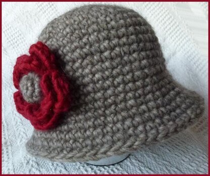 Crochet cloche hat with hot sale flower