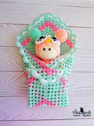 Blanket for doll