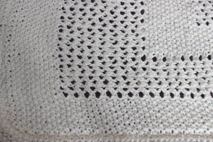 FREE Easy Baby Lace Shawl