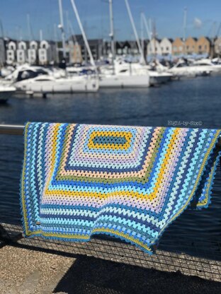 Making Waves Rectangle Granny Blanket