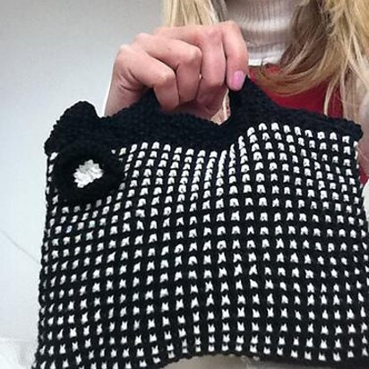 Mod Black and White Bag