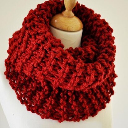 Flaming Red Knit Cowl - One Ball of Yarn