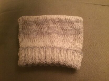 Grey tea bag hat