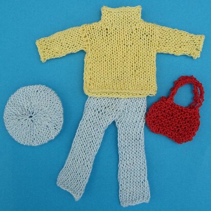 HMC25 Cotton jumper and trousers for a doll in the dolls house