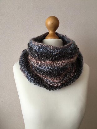 Sirdar Cowl