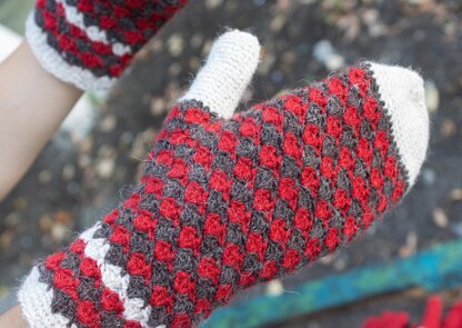 The Thin Red Line Gloves