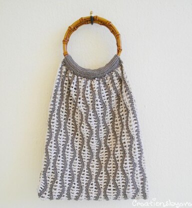 Wavy stripes crochet bag