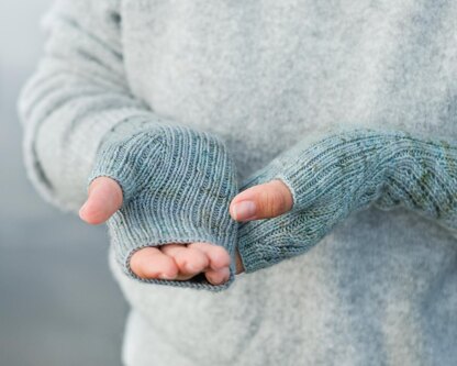 Undulation Mittens