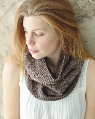 Antiquity Cowl