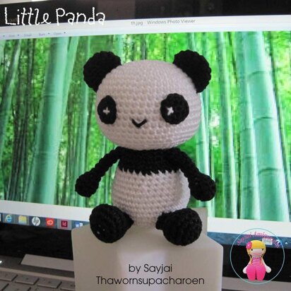 Little Panda Amigurumi Crochet Pattern