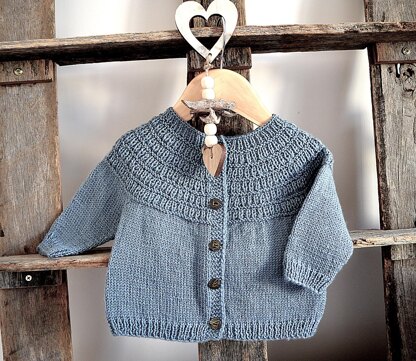 Raven Fall Cardigan - P135