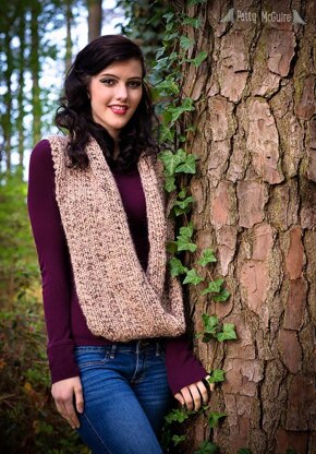 Ariadne Fluted Cowl - Easy & Fun Project