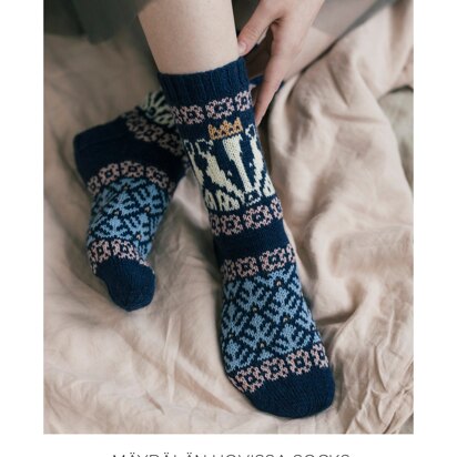 Novita MÄYRÄLÄN Hovissa Socks in Novita Viola - Downloadable PDF