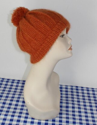 Circular Moss Stitch & Fishermans Rib Bobble Beanie