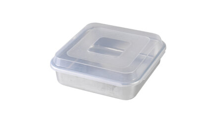 Nordic Ware Square Cake Pan W/Lid