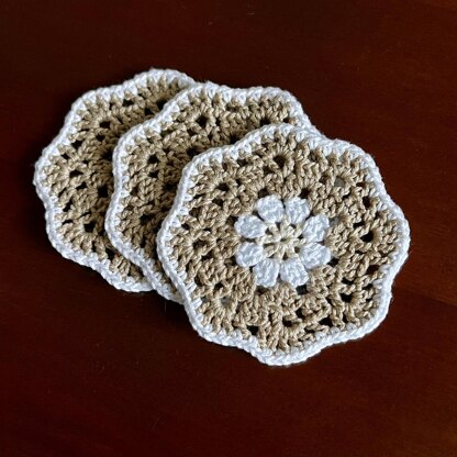 Cute Daisy Wavy Granny Coaster