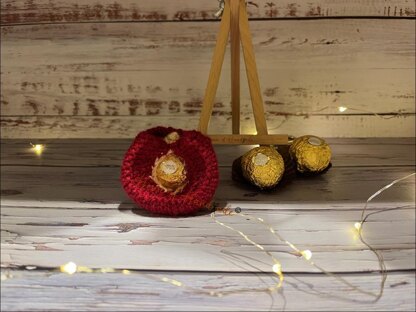 Hooded Cloak Ferrero Rocher Cover Knitting Pattern