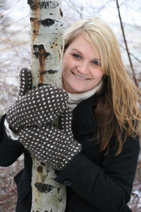 Thrummed Crochet Mittens