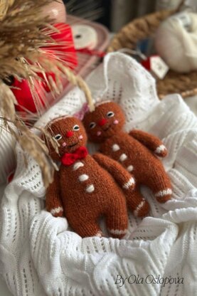 Gingerbread Man knitting toy pattern - 2 needles version