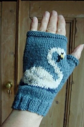 Swan fingerless gloves