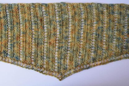 Simple Lace Isosceles Shawl or Scarf