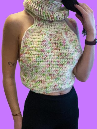 Cowl Neck Cropped Sweater Vest