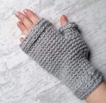 Quick Crochet Mittens  2 in 1