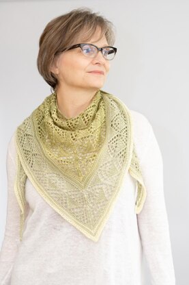 Diamond Fade Shawlette