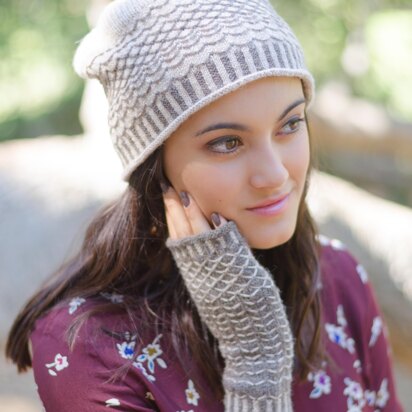 Quilted Lattice Hat & Mitts - knitting pattern