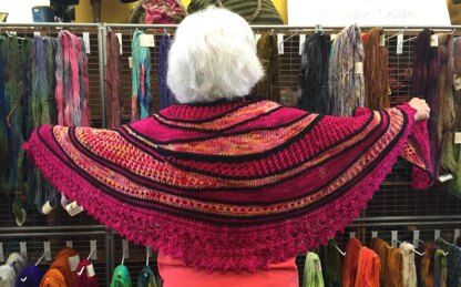 Country Yarns Shawl