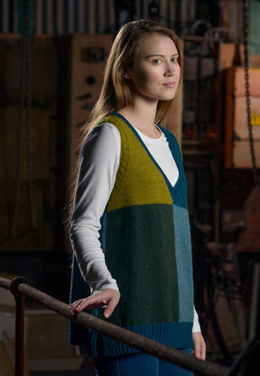 Colour Block Tunic in The Fibre Co. Cumbria Fingering - Downloadable PDF