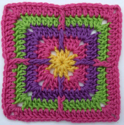 100 Bright and Colourful Granny Squares to Mix and Match