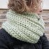 Chunky Yarn Infinity Scarf