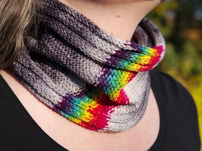 Rainbow Cowl