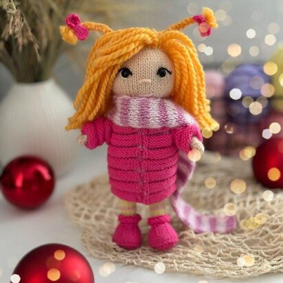 Knitting Pattern Christmas elf Chloe