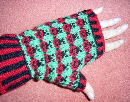 Ladybug mitts