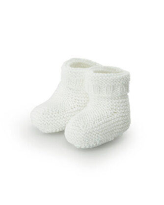 Var Booties - Knitting Pattern For Babies in MillaMia Naturally Baby Soft by MillaMia